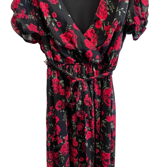 Disney Pixar Coco Rose Print Black/Red Maxi Dress W/Slit Size L - Picture 3 of 14